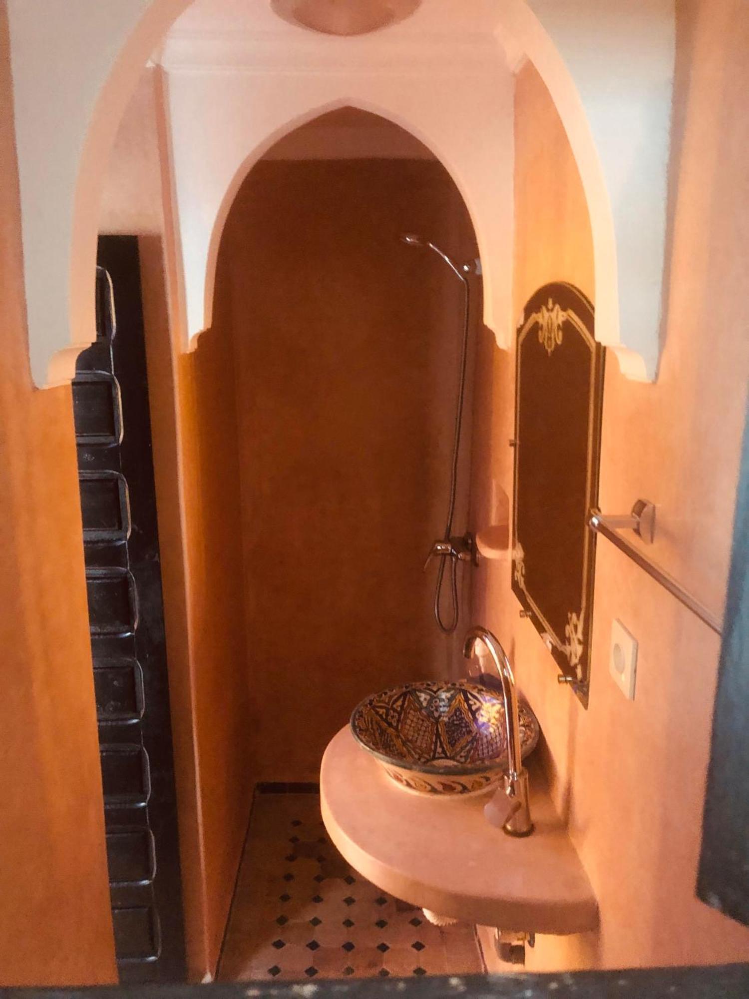 Quarya Assiyahia - Riad Camilia- Maison Entiere Avec Piscine Marrakesch Exterior foto