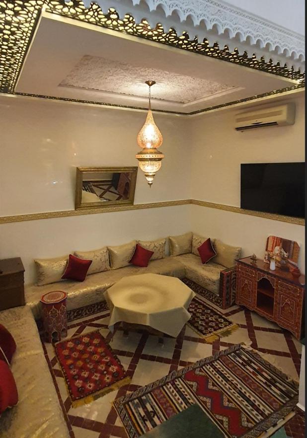 Quarya Assiyahia - Riad Camilia- Maison Entiere Avec Piscine Marrakesch Exterior foto