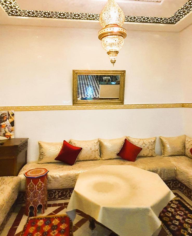Quarya Assiyahia - Riad Camilia- Maison Entiere Avec Piscine Marrakesch Exterior foto
