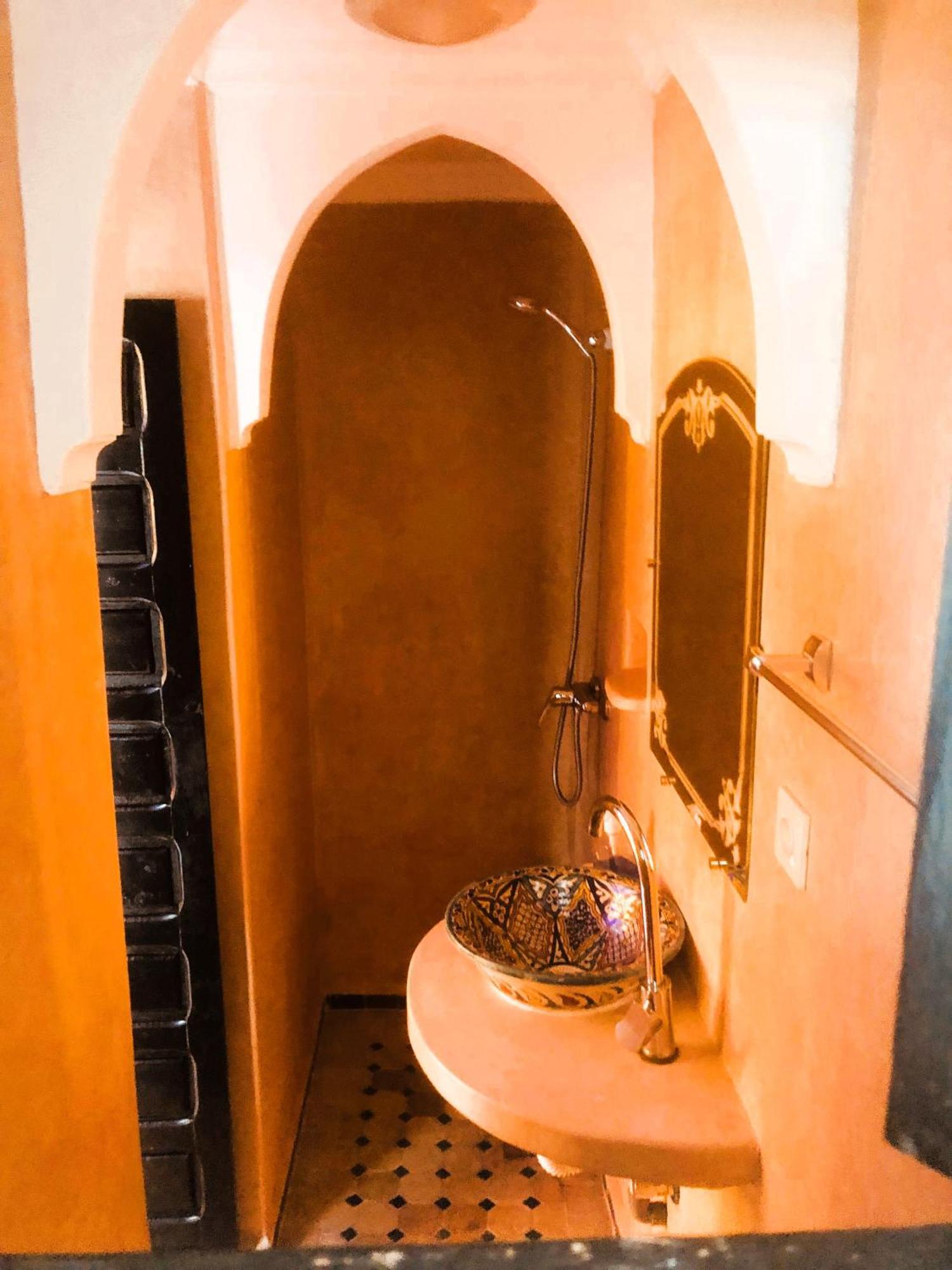 Quarya Assiyahia - Riad Camilia- Maison Entiere Avec Piscine Marrakesch Exterior foto